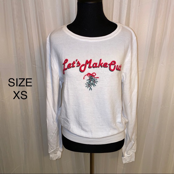 1 Size S left!🌟NWT Wildfox Christmas Sweater - Picture 4 of 8